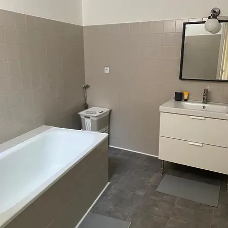 De Charme En Centre Ville Apartment Millau